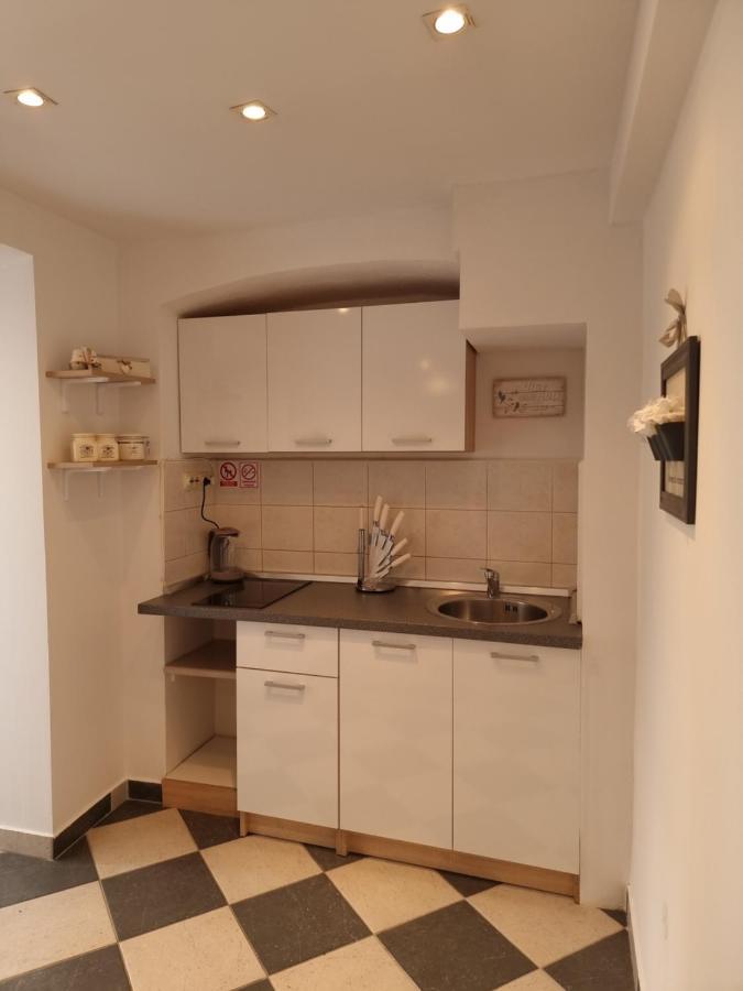 Apartments Lilly ริเยกา ภายนอก รูปภาพ